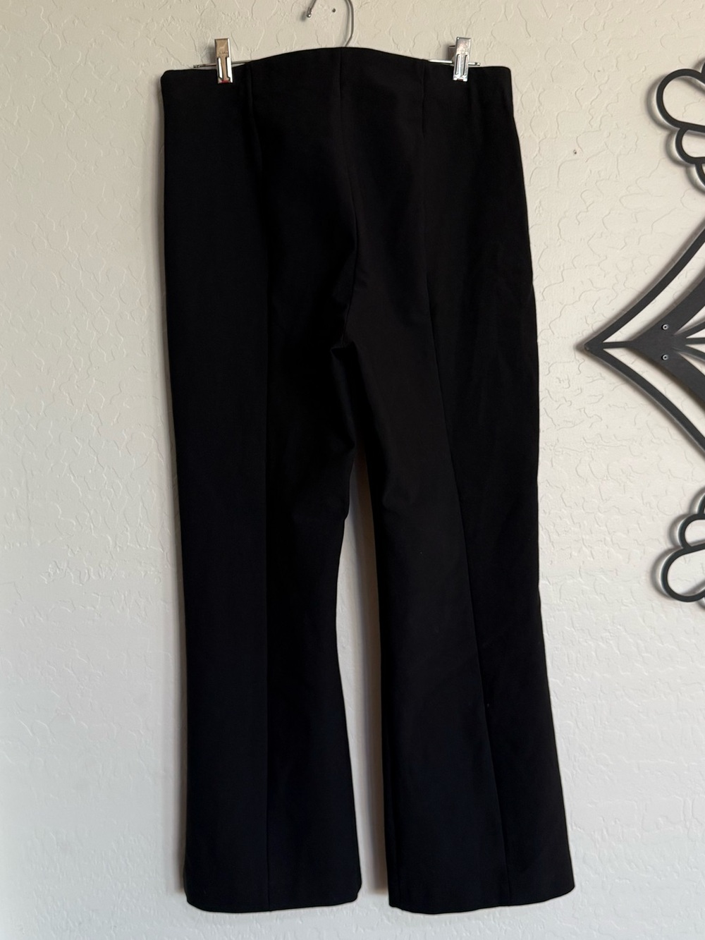 VINCE Black Niki Pintuck Crop Flare Pants L Large - Picture 8 of 13